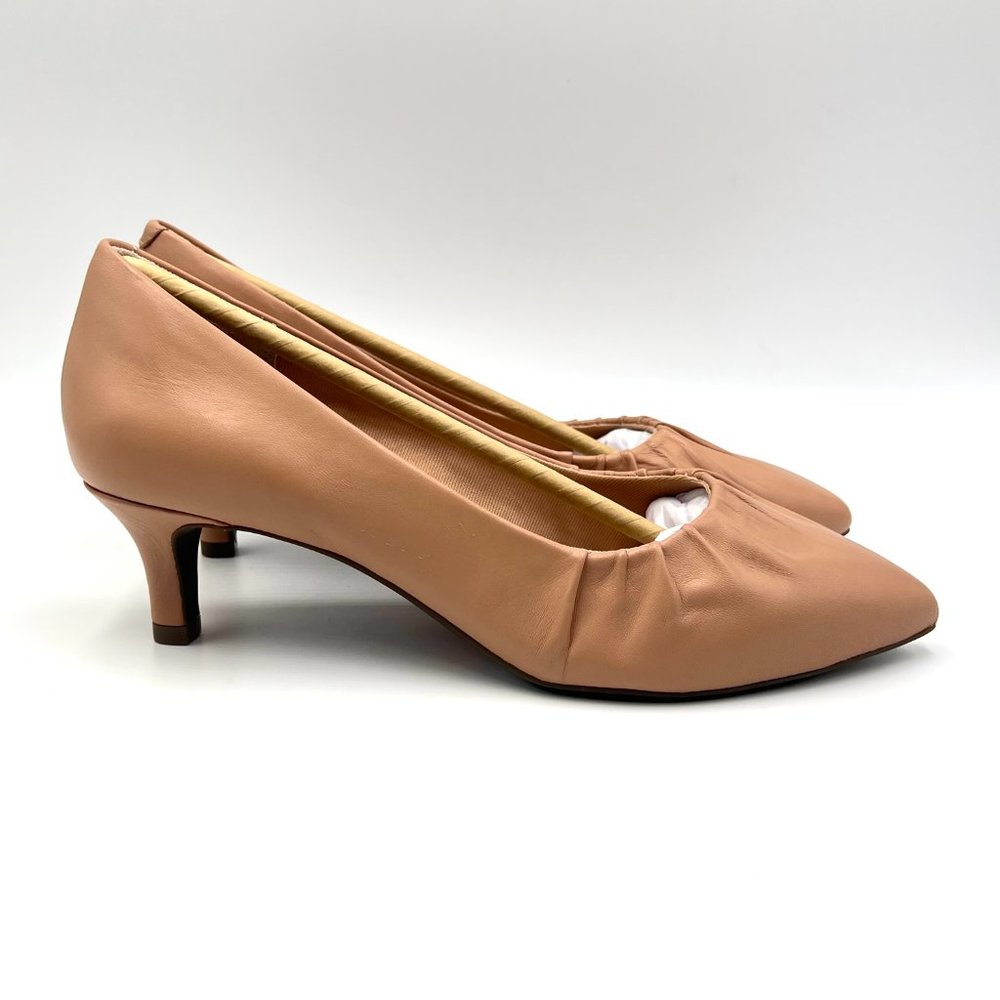 Rockport Womens Size 7 Kalila Beige Leather Low Kitten Heel Pointy Pumps Shoes
